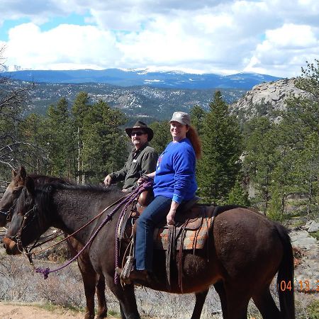 Sundance Trail Ranch 호텔 Red Feather Lakes 외부 사진